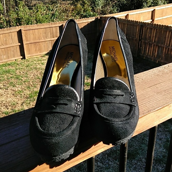 Michael Kors Black Suede Wedges - NWOT - Picture 2 of 8